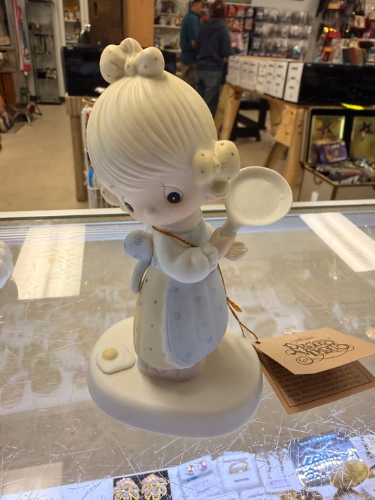 Vintage 1979 Precious Moments Figure